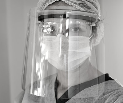 Photo of nurse in PPE